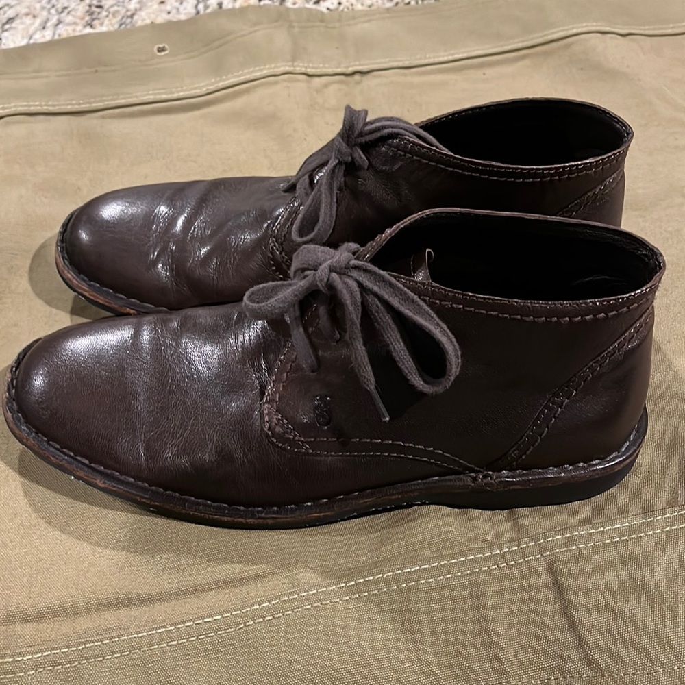John Varvatos Brown Leather Chukka Boots
